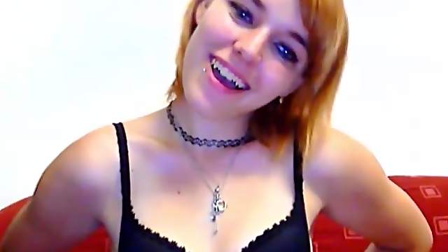 Busty College Girl On Webcam HD